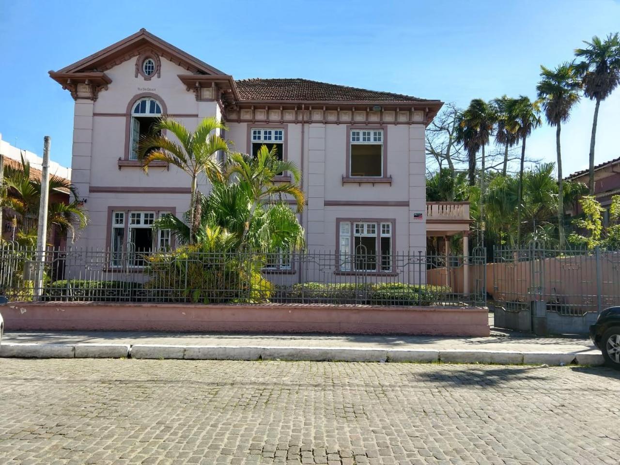 Vila Santa Eulalia Hostel ペロタス エクステリア 写真