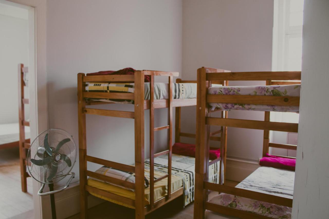 Vila Santa Eulalia Hostel ペロタス エクステリア 写真